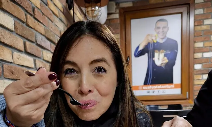 Istanbul Culinary Tour: Local Tavern and Gourmet Street Foods 