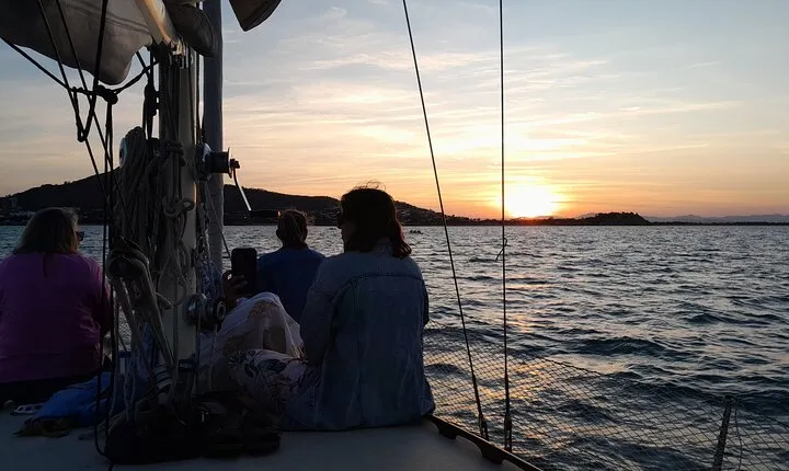 Townsville Sunset Sail Cruise Boat Tour Charter Hire Sailing Hire