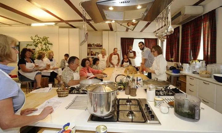 Tuscan Cooking Class in Central Siena
