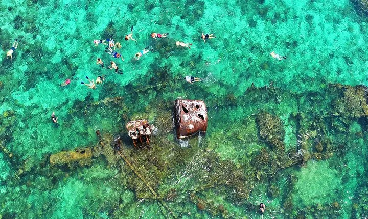 Roatan 3 Stop Snorkeling Adventure, Shipwreck, Starfish & Blue Channel