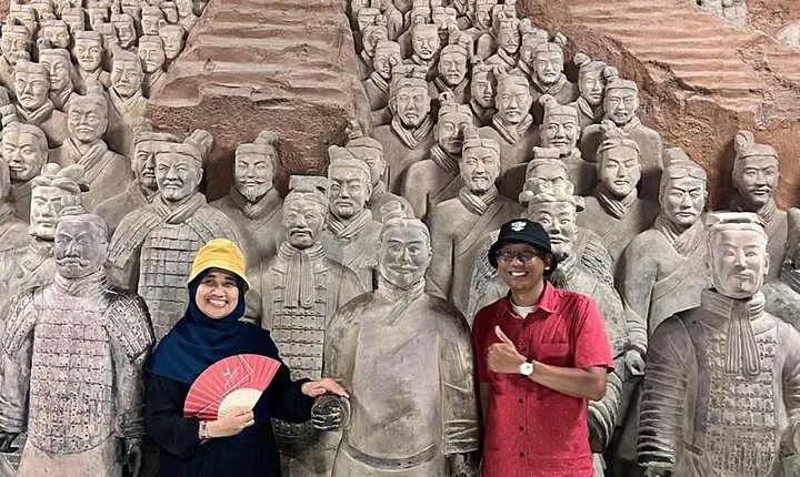 Xian Terracotta Warriors and Banpo Museum Bus Tour