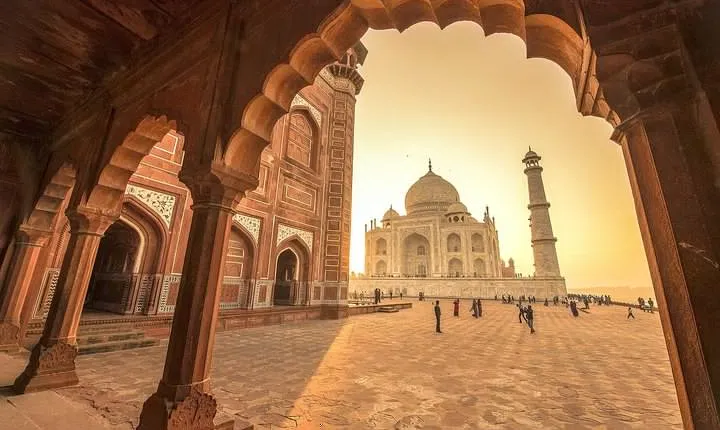 Mumbai : Private 2 Days Agra Taj mahal & Delhi Tours From Mumbai