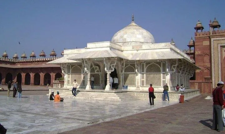 Fatehpur Sikri Guided Tour beyond routine