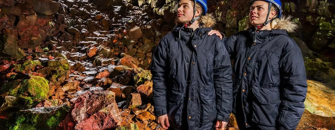 Lava tunnel walk with transfer from Reykjavík