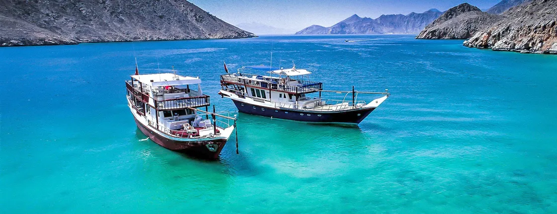 Oman Musandam cruise with transfer from Dubai