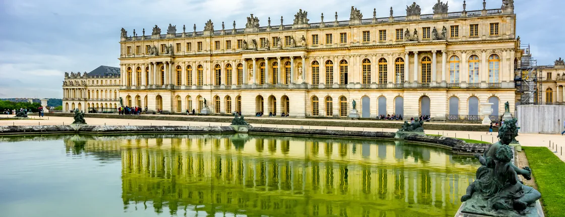 Morning Tour of Versailles Palace and Gardens