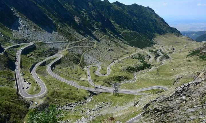 One day tour Transfagarasan , Balea waterfall, Fagaras fortress from Brasov