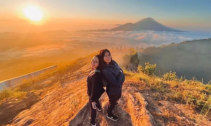 Mount Batur Sunrise Trekking Open Trip All-Inclusive
