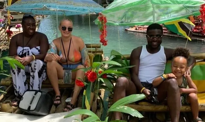 Private Transport to River Tubing or Rafting and Blue Hole combo