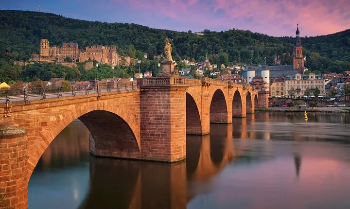 Heidelberg Scavenger Hunt and Highlights Self-Guided Tour