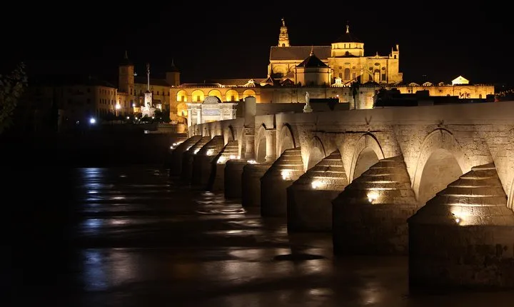 Trip from Malaga to Cordoba visiting the Mosque.
