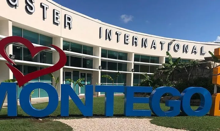 Airport Shuttle from Montego Bay to Ocho Rios