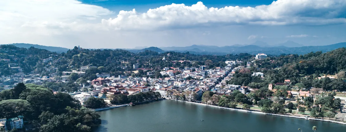 2-day Kandy tour from Ella