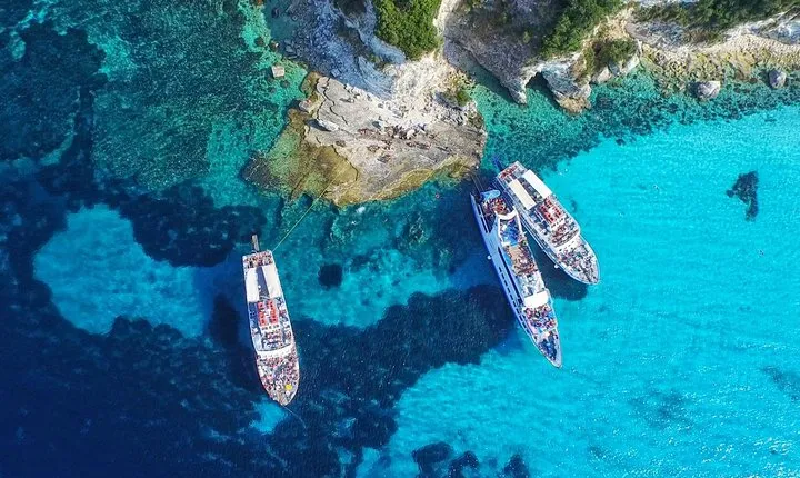 Full-Day Boat Tour of Paxos Antipaxos Blue Caves from Corfu
