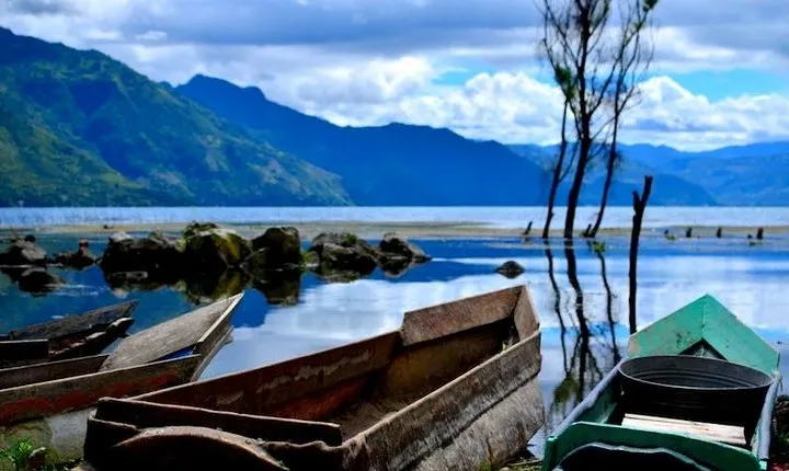 Bicycle Tour Around Lake Atitlan with Weaving Coops and Coffee Plantations