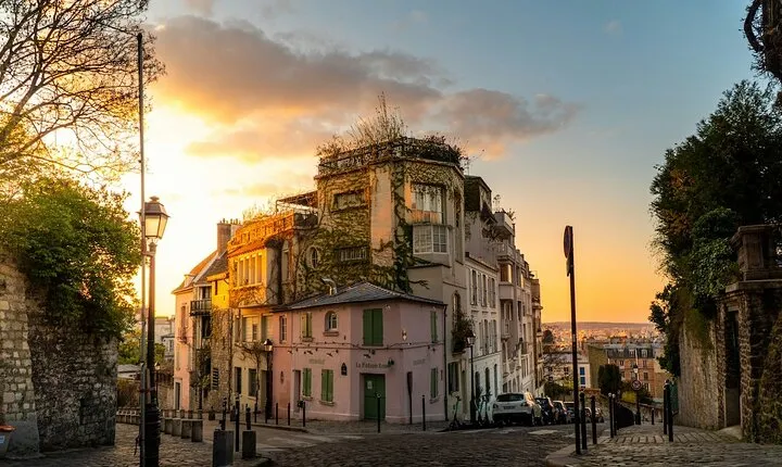 Montmartre. The old artist village and it's unique charm.