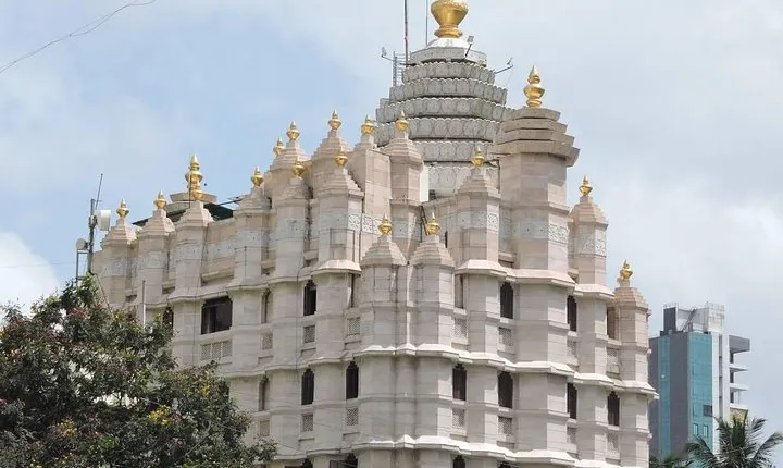 Mumbai Temple Tour in Private Vehicle