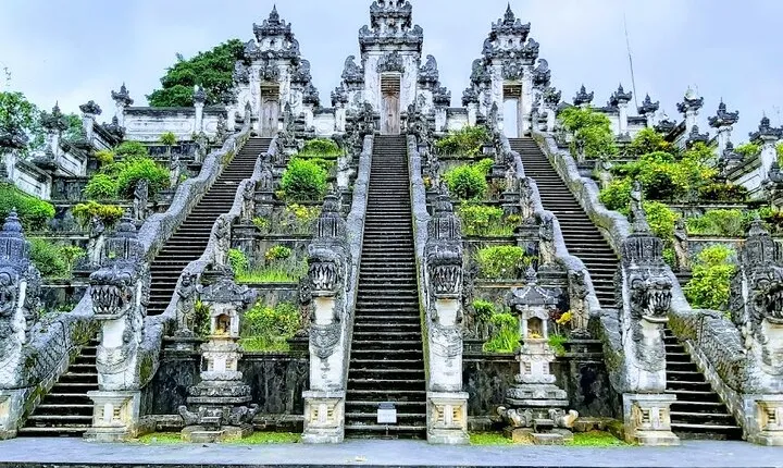 Private Tours 4 Day-Tanah Lot Temple-Lempuyang The Gate Of Heaven