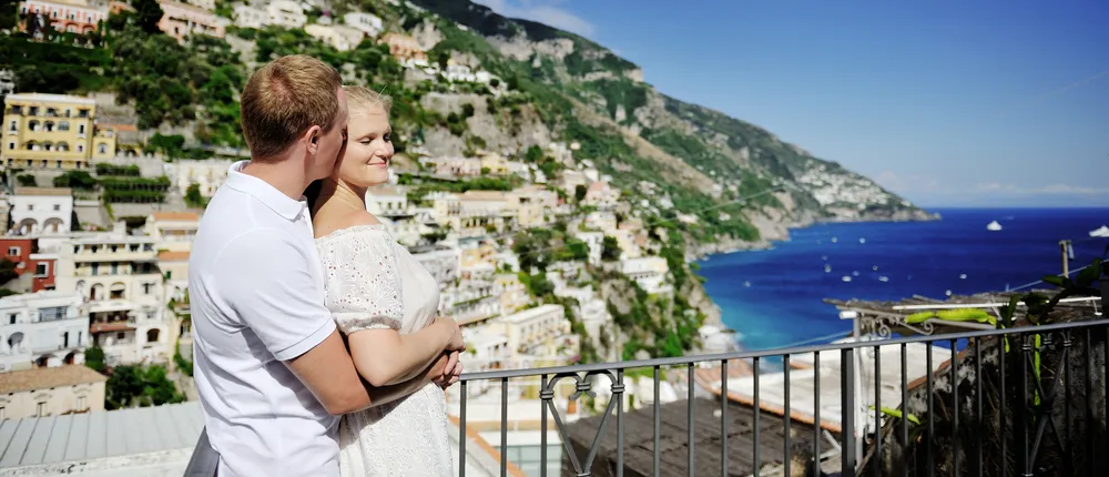 Full day tour of Positano and Amalfi by high speed train with boat tour along the Amalfi Coast from Rome