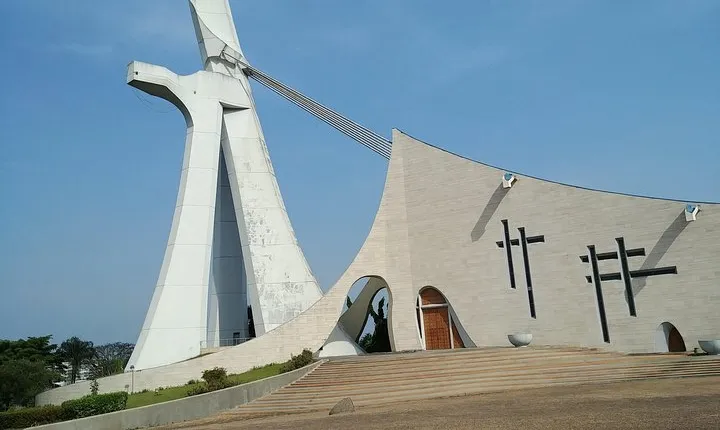 The best of Abidjan city walking tour