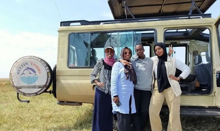 3 Days Masai Mara Mid Range Private Safari in Landcruiser