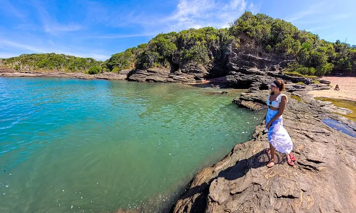 Búzios Full day: Boat and Trolley Tour with Lunch from Búzios