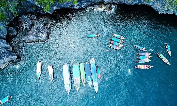 Semi-Private Emerald Cave and 4 Islands Tour by Big Longtail Boat From Lanta