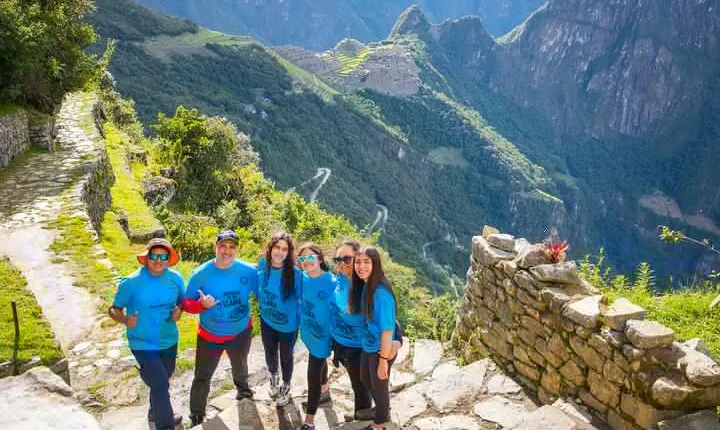 Machu Picchu: Inca Trail 4 days hike with Panoramic Train