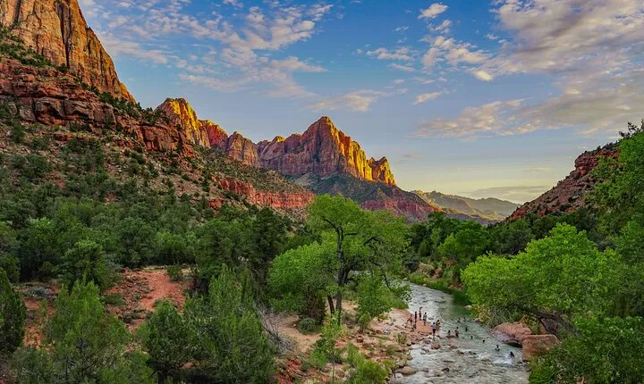 Private Tour: Zion National Park Day Tour from Las Vegas