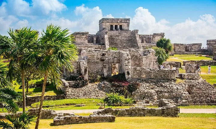 Small group tour in Tulum Ruins - Cenote Cave and GoPro pictures