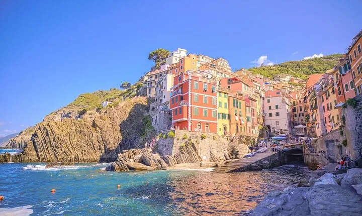 Round Trip Transfer to Cinque Terre from Florence