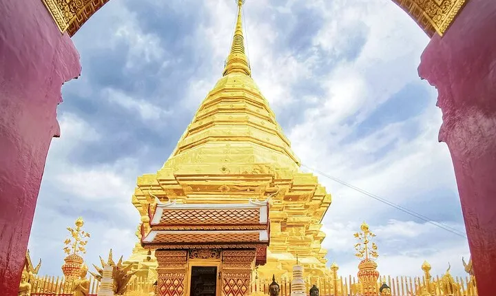 Half day Doi Suthep Temple & Mae Ping River cruise (Private)