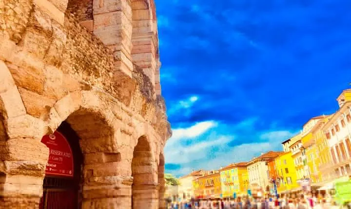 Verona, tour from Milan