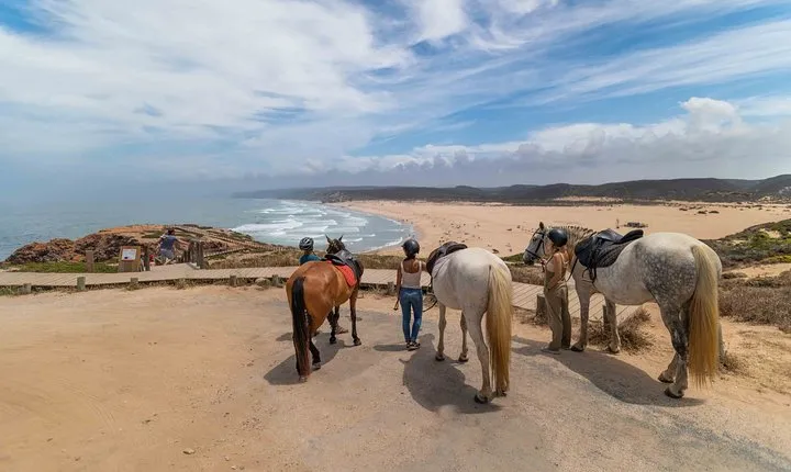 Welcome to Carrapateira Horse Riding Tour