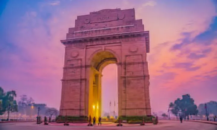 Full Day Old Delhi & New Delhi City tour by car with Spice Market