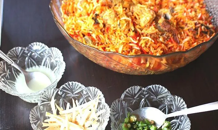 Private Market Visit Cooking Lesson and Meal in a Local Delhi Home