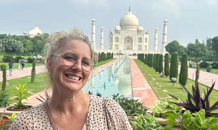 Private Taj Mahal & Agra Optional Sunrise Tour by Ac Car