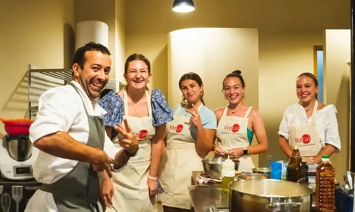 Authentic Portuguese Cooking Class and Dinner in a Lisbon Home