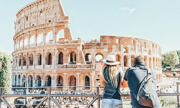Must-See Tour in Rome with Local Expert
