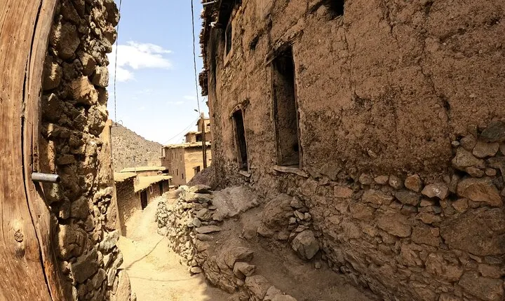 2 Day Berber Villages and Azzaden Valley Trek in Atlas Mountains