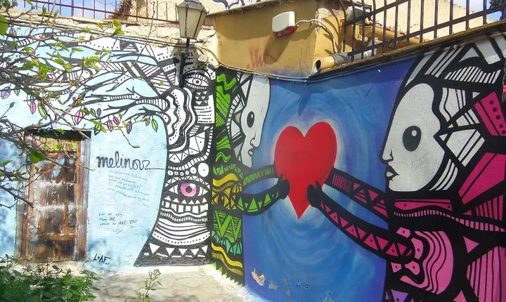 Highlights and Hidden Gems in Athens Walking Tour