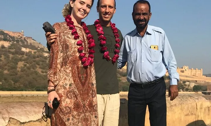 Jaipur City Tour with a Guide and a Visit to the Monkey Temple
