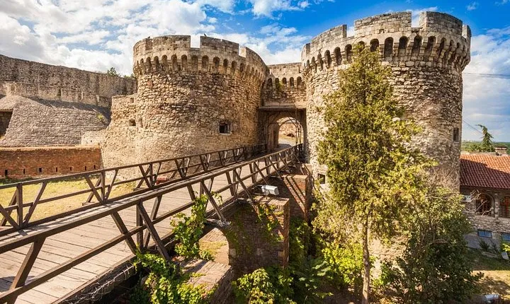 Belgrade Private Driving & Walking Tour