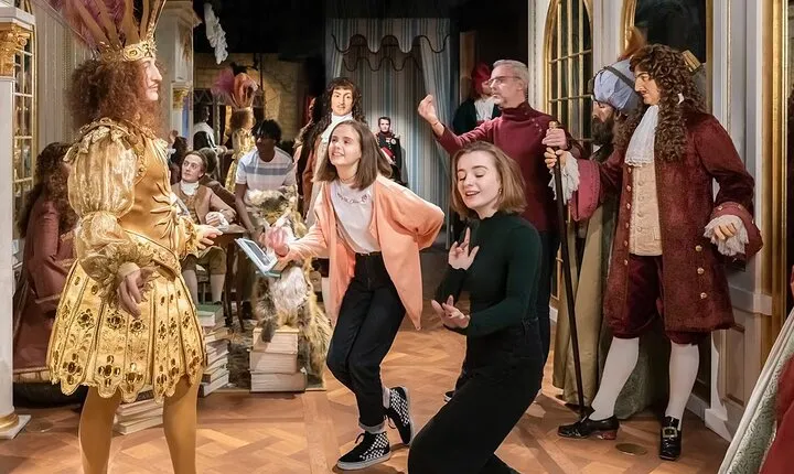 Grévin Wax Museum Paris Tickets with Celebrity Encounters