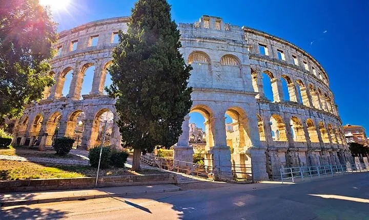 Pula Food Walking Tour