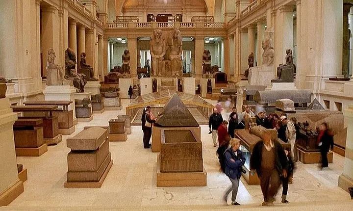 Guided Half Day Tour to Egyptian Museum in Cairo