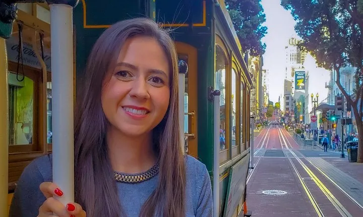 Walking Tour of Nob Hill - Cable Cars, Luxury Hotels, French-Gothic Cathedral