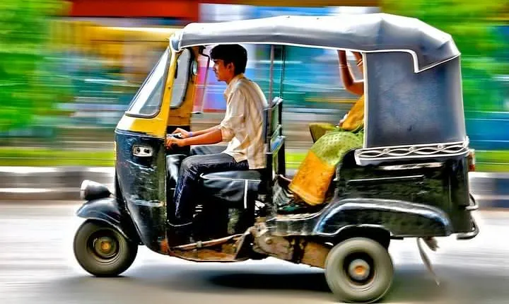 Old Delhi Tour By Tuk-Tuk/ E-Rickshaw