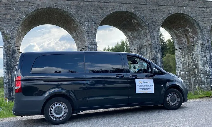 Glasgow to Edinburgh Airport Premium Door to Door Transfer