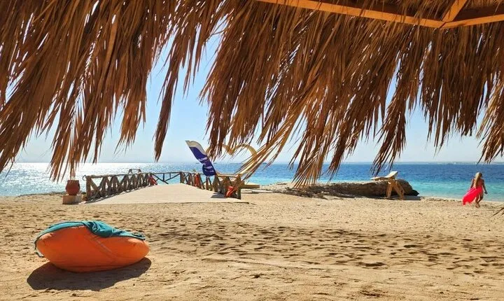 Explore Magawish Island with snorkeling and Lunch in Hurghada